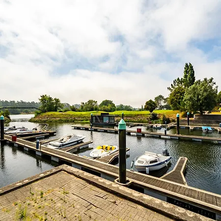 Quinta Da Barca Golf - With Views Of The River Дом отдыха *