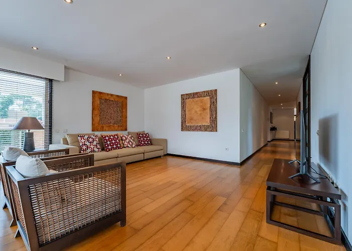 Quinta Da Barca Golf - With Views Of The River